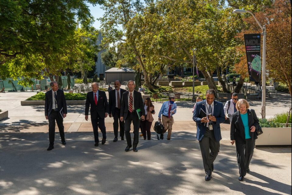 NASA Leadership Visits JPL, Discusses Climate Change and Mars