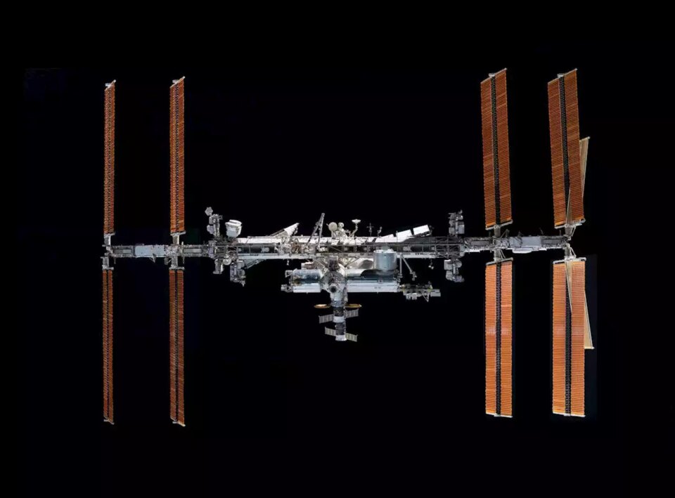 Two Astronauts Receive Assignments for NASA’s SpaceX Crew-6 Mission