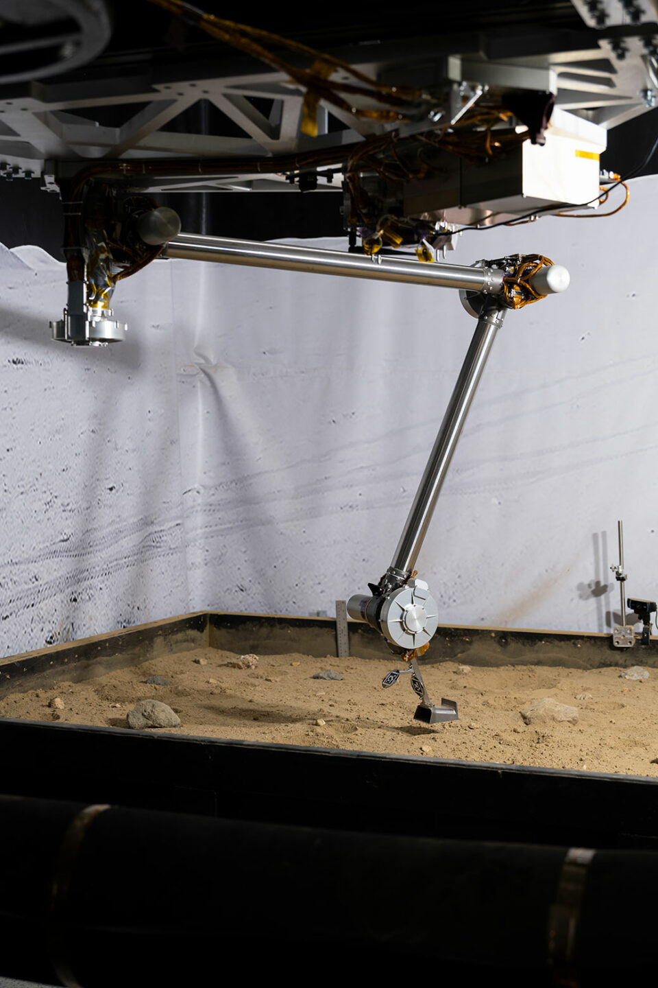 NASA Is Testing a New Robotic Arm That Really Knows How to Chill Out