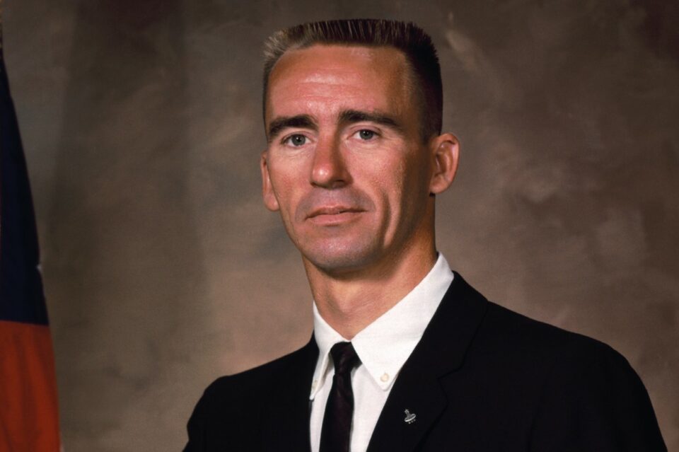 Apollo Astronaut Walter Cunningham Dies at 90