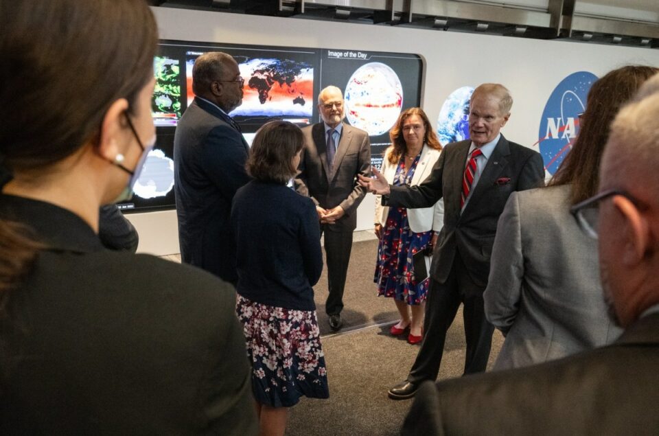 NASA Holds Ribbon Cutting for New Earth Information Center