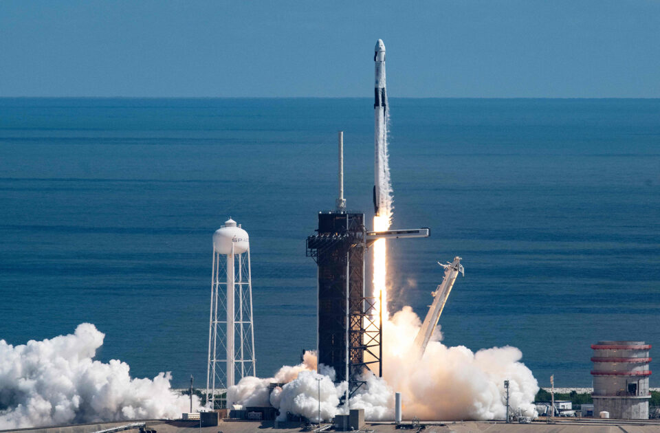 NASA Awards Sounding Rocket Operations Follow-On Contract