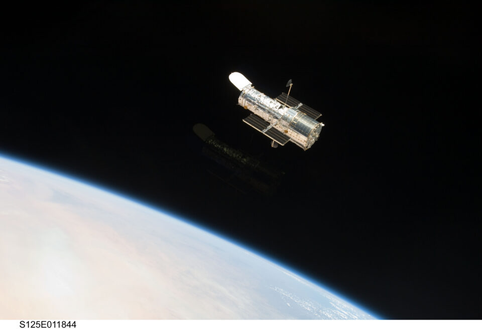 NASA Laser Reflecting Instruments to Help Pinpoint Earth Measurements