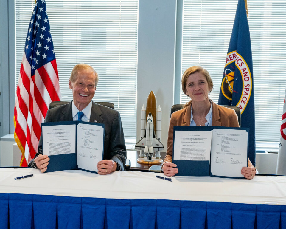 NASA Signs Memorandum of Agreement for Space Weather