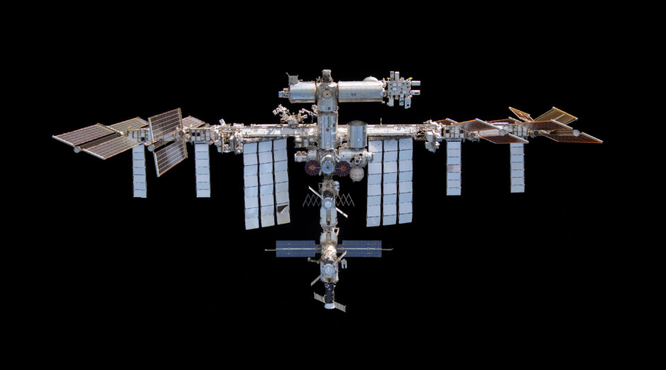 NASA Administrator to Discuss Science with Crew Aboard Space Station
