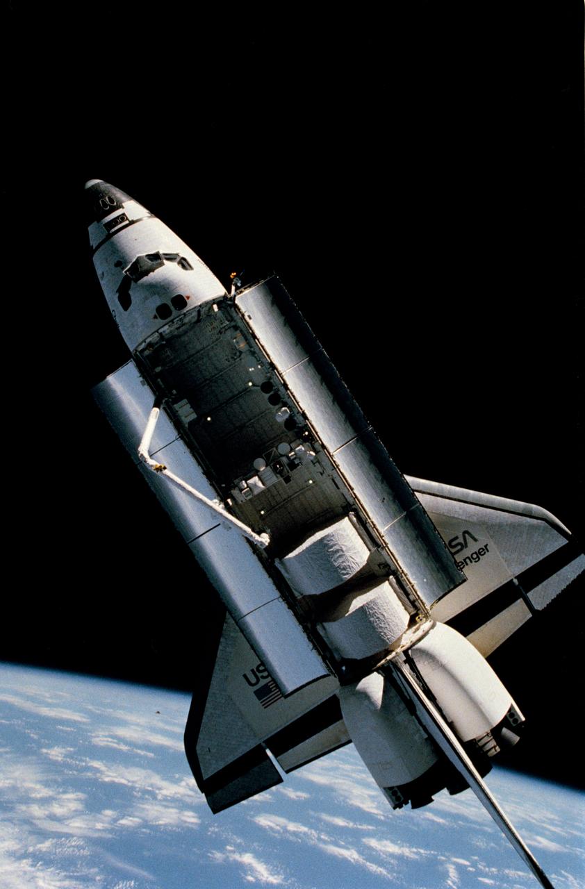 The Iconic Photos from STS-41B: Documenting the First Untethered Spacewalk
