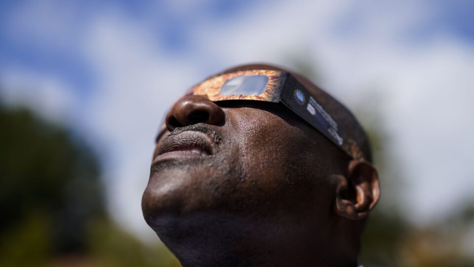 Astronauts Protect Their Eyes with Eclipse Glasses