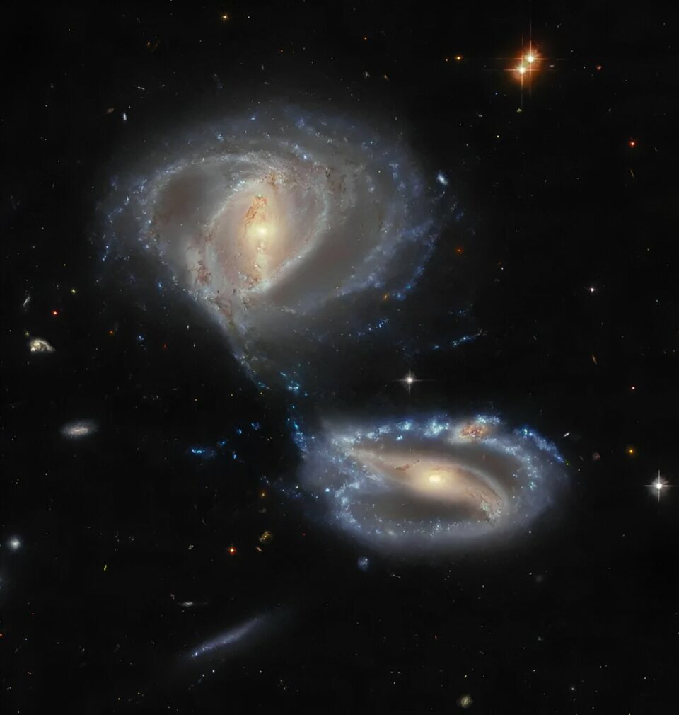 Hubble Peers at Pair of Closely Interacting Galaxies