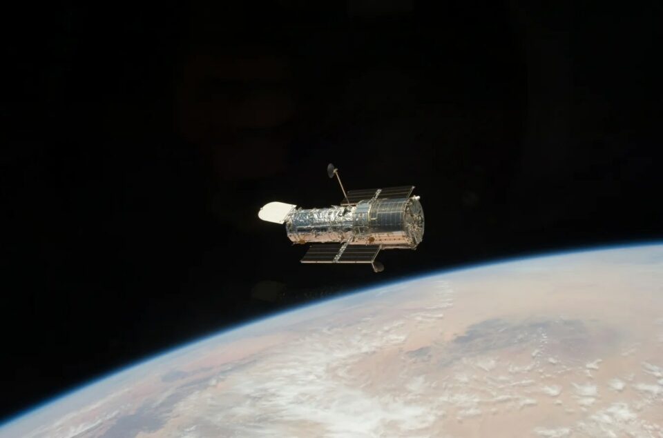 NASA’s Hubble Pauses Science Due to Gyro Issue