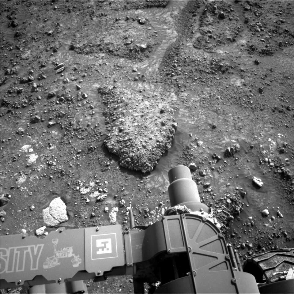 Sols 4250-4252: So Many Rocks, So Little Time