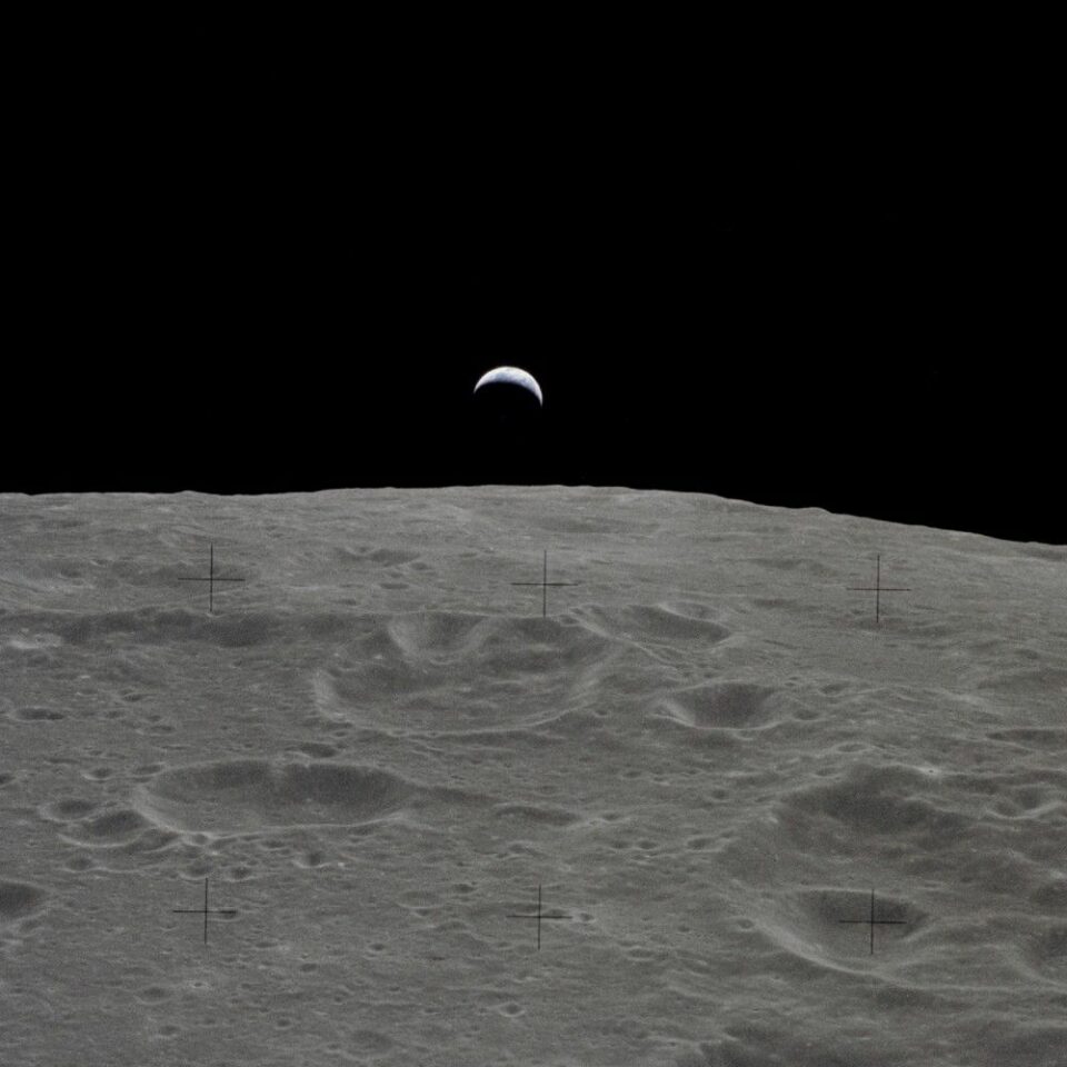NASA Tests in Simulated Lunar Gravity to Prep Payloads for Moon