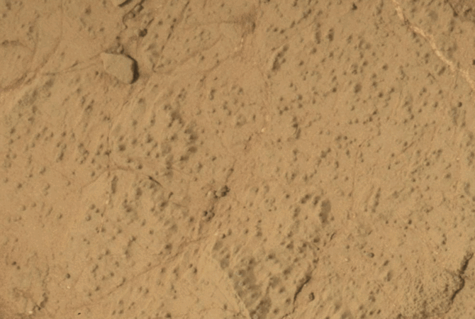 NASA’s Curiosity Rover Detects Largest Organic Molecules Found on Mars