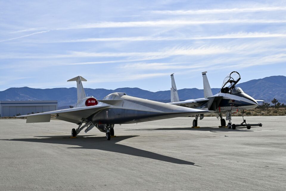 El X-59 de la NASA completa las pruebas electromagnéticas
