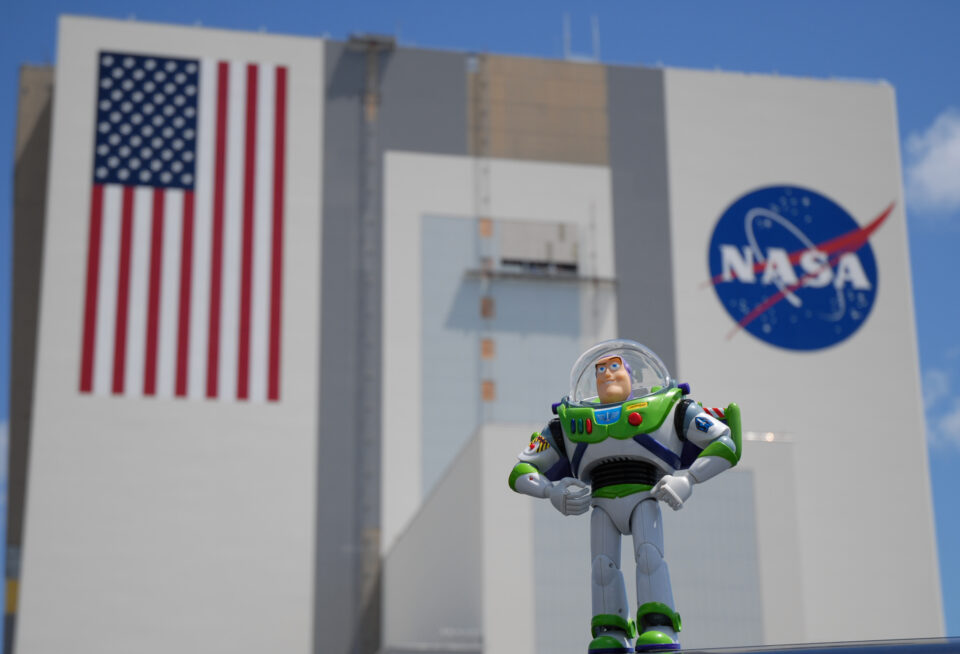 NASA Expertise Helps Record all the Buzz