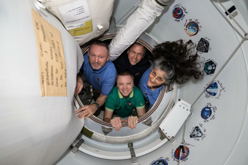 NASA to Provide Live Coverage of Crew-9 Return, Splashdown