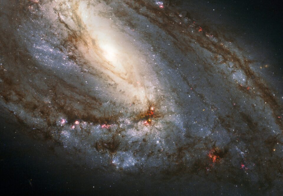 Sols 4471-4472: Marching Through the Canyon