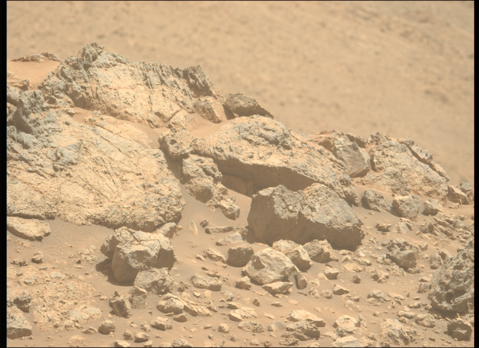 Visiting Mars on the Way to the Outer Solar System