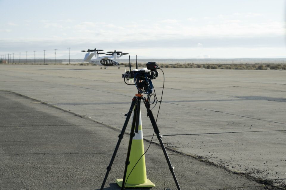 NASA Studies Wind Effects and Aircraft Tracking with Joby Aircraft