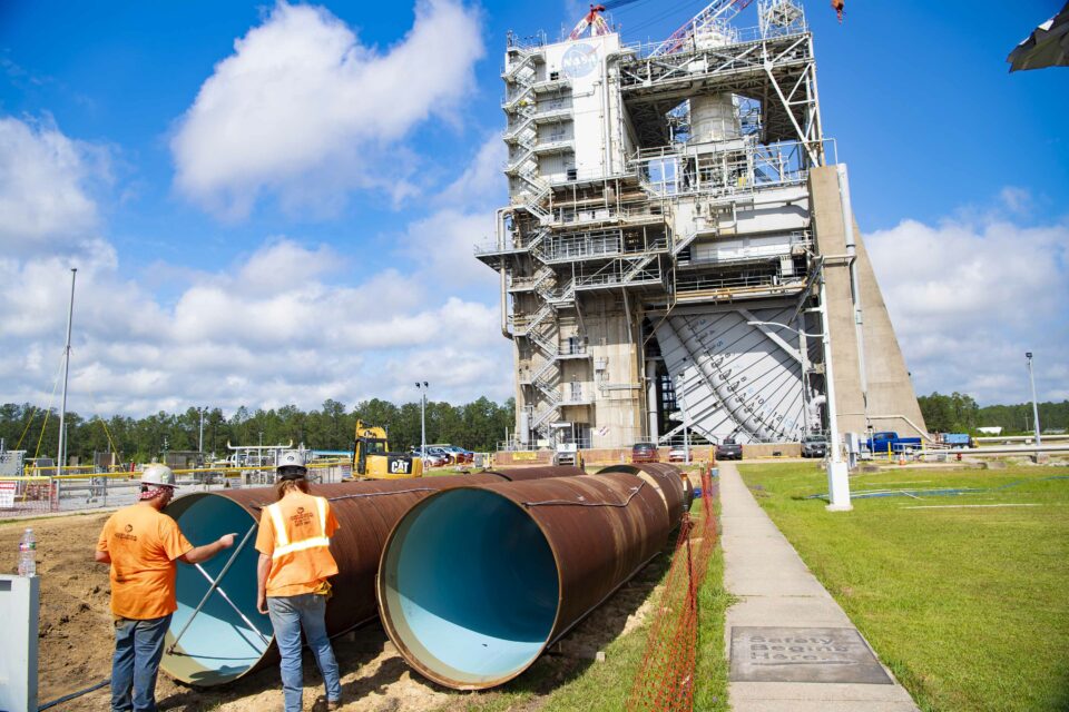 NASA Stennis Employee Contributes to Innovative Work